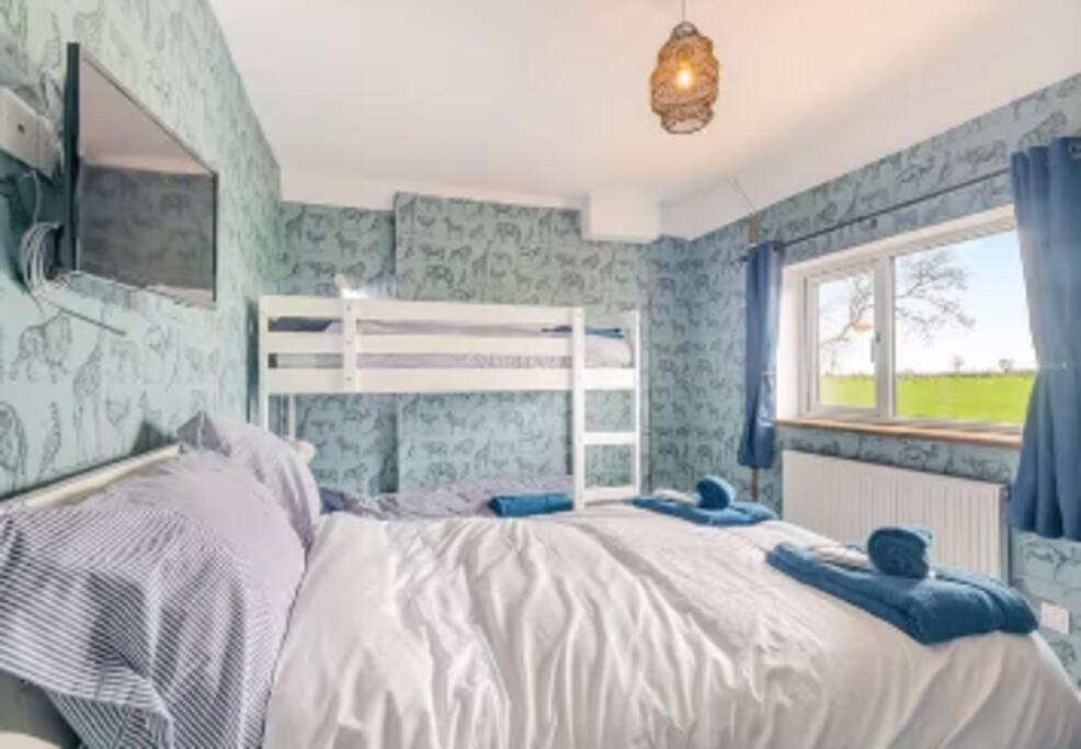 Covehithe House-Coastal Luxury- Sleeps 12-With Huge Swimspa! Wrentham エクステリア 写真